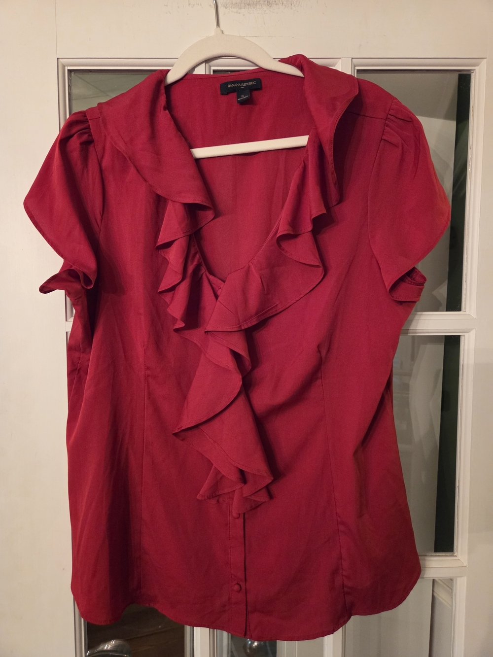 Banana Republic Red Ruffle V-Neck Short Sleeve Blouse - Size XL